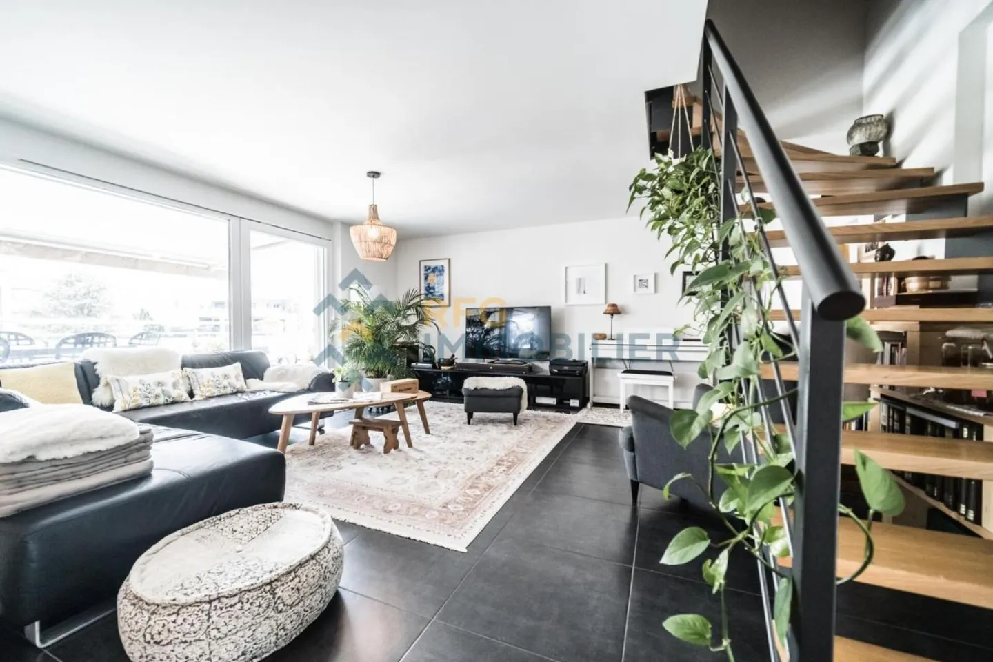 Duplex Attic with Stunning Views - Photo 7 of 13