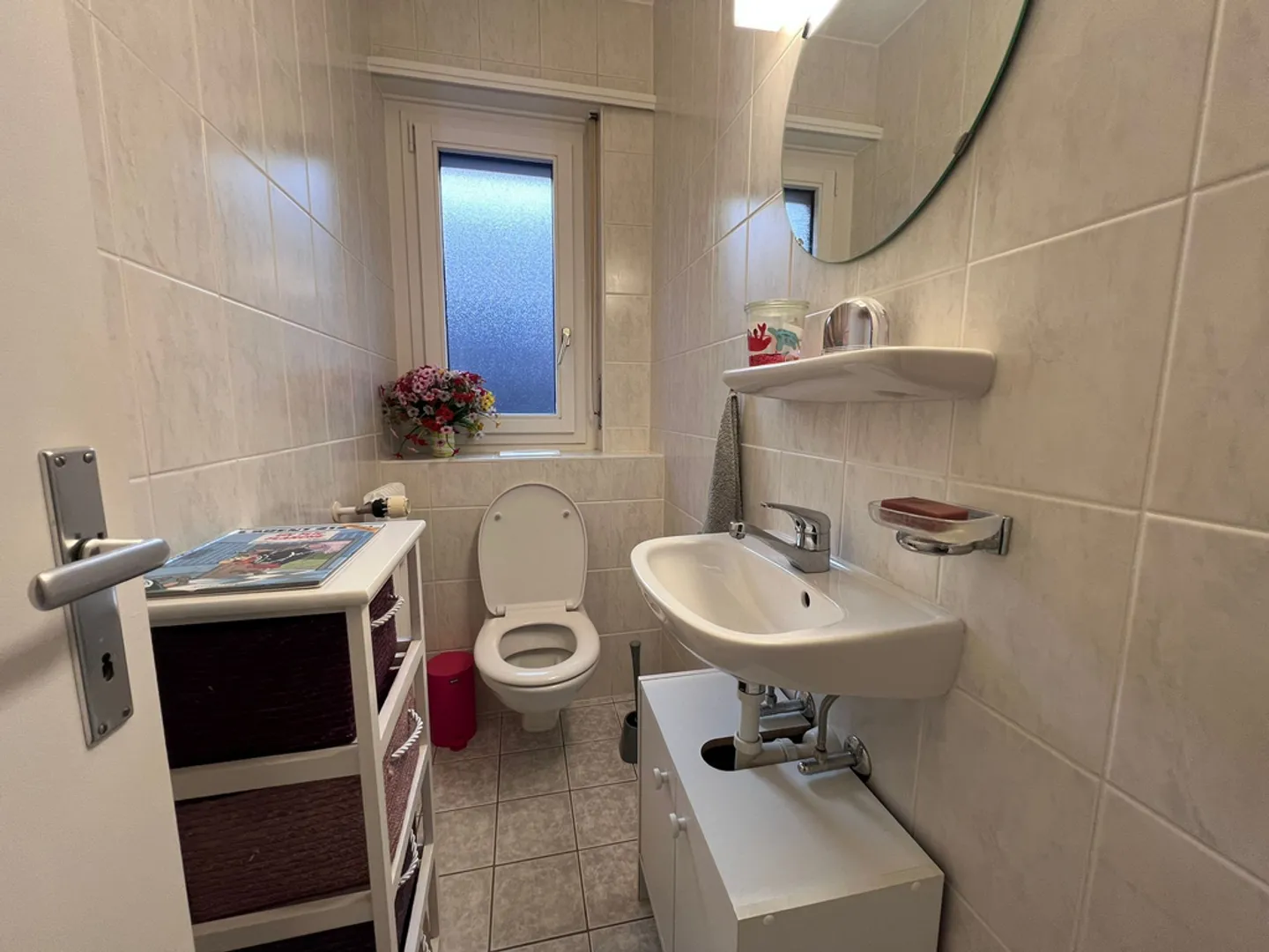 For rent 3.5 rooms on the 2nd floor - Photo 10 of 11