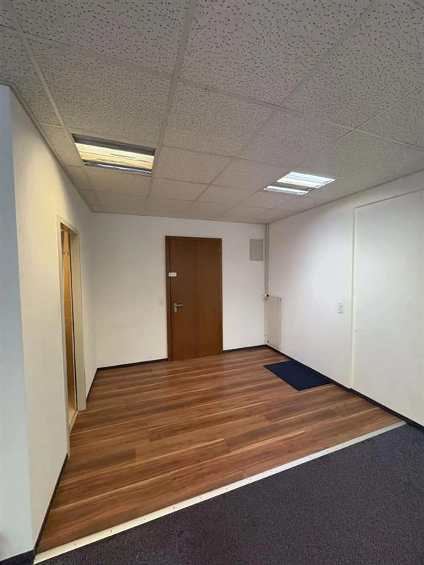 Büro - Foto 2 von 3