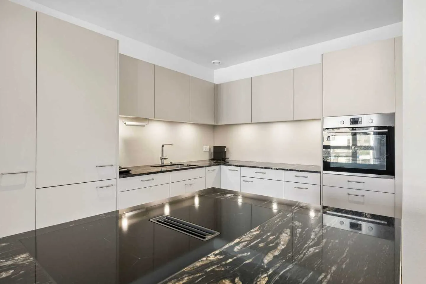 Appartement moderne de 4,5 pièces avec deux loggias à Romanshorn à vendre - Photo 6 sur 13