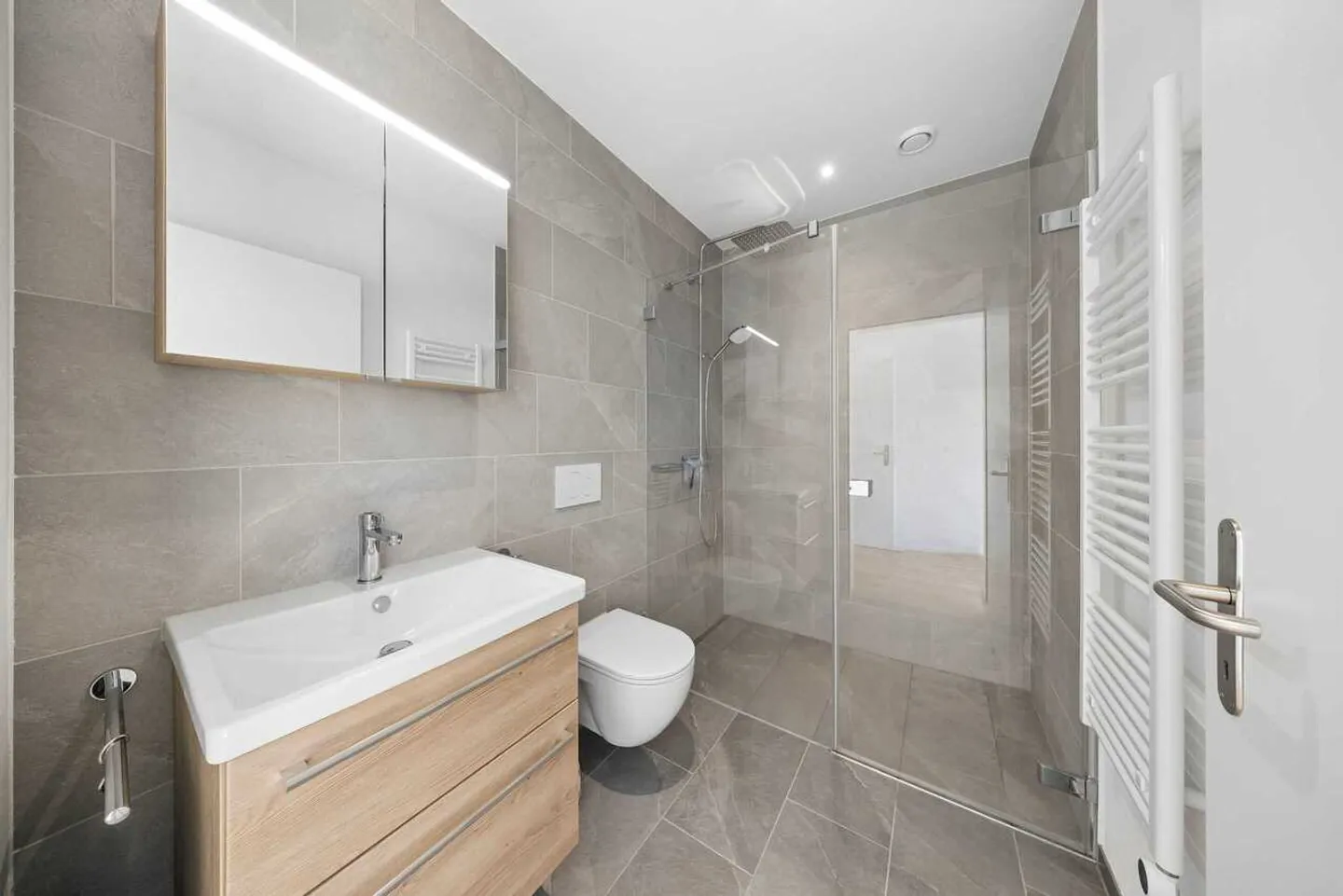 Appartement moderne de 4,5 pièces avec deux loggias à Romanshorn à vendre - Photo 10 sur 13