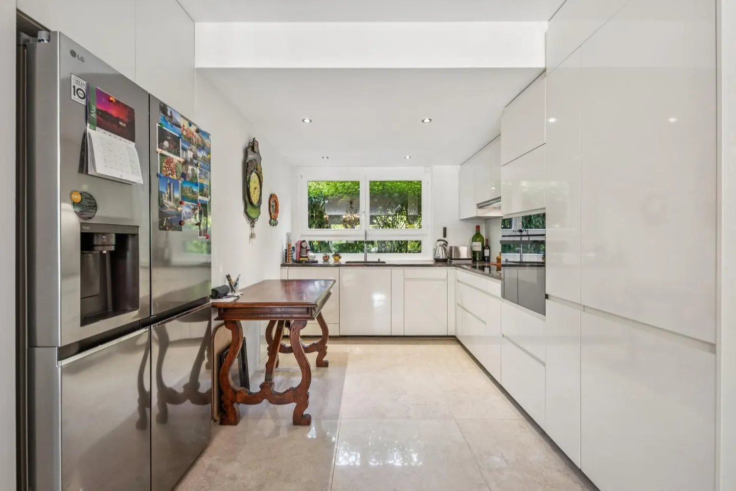 Magnificent Duplex Apartment - Photo 8 of 13