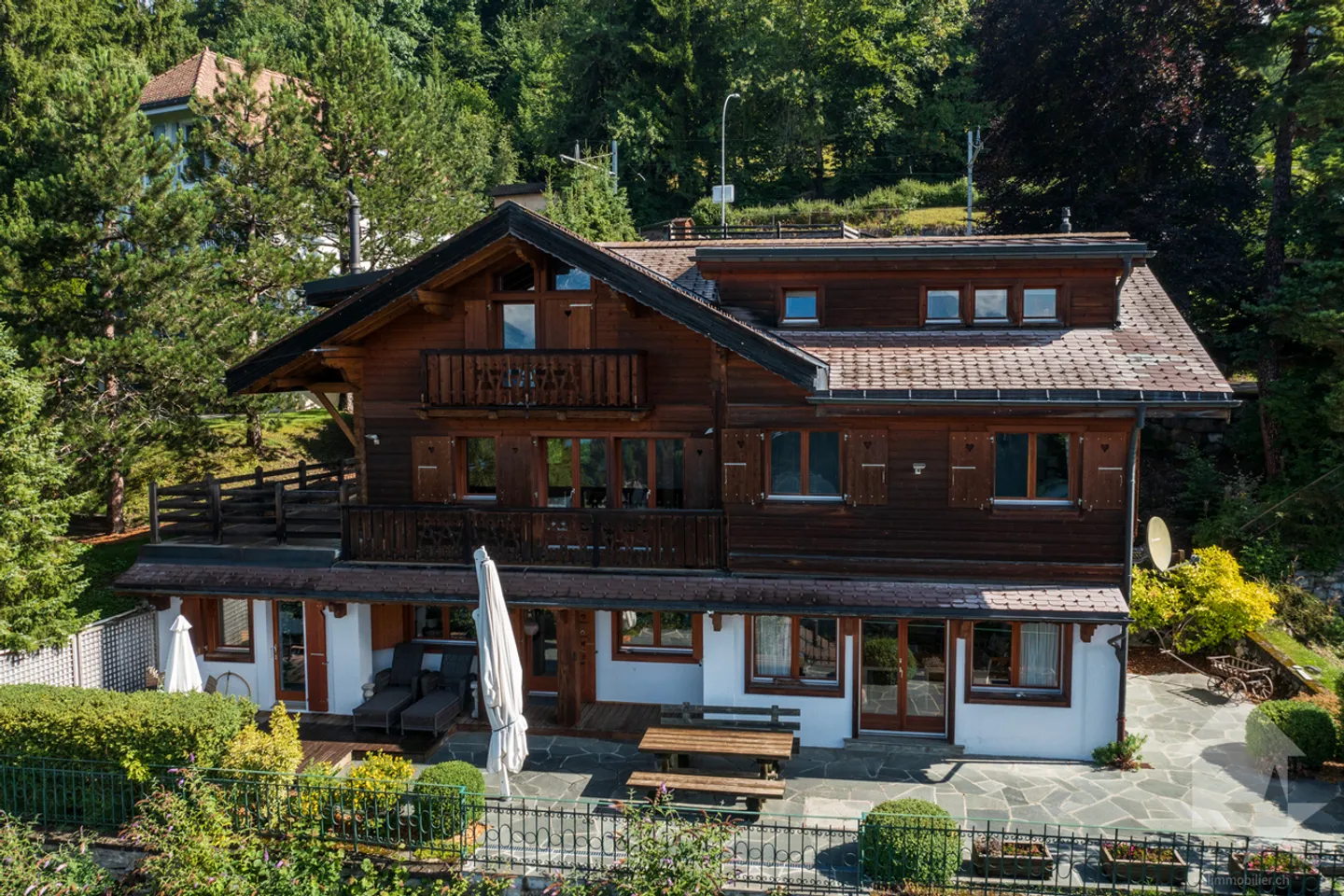 Villars, splendid chalet with panoramic view - Photo 2 of 11