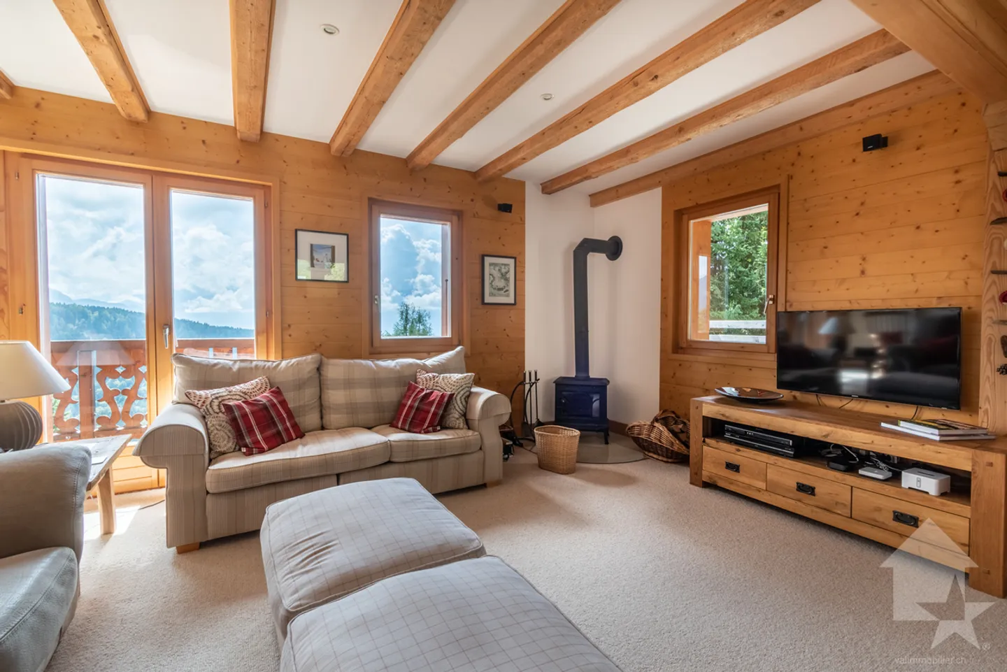 Villars, splendid chalet with panoramic view - Photo 4 of 11