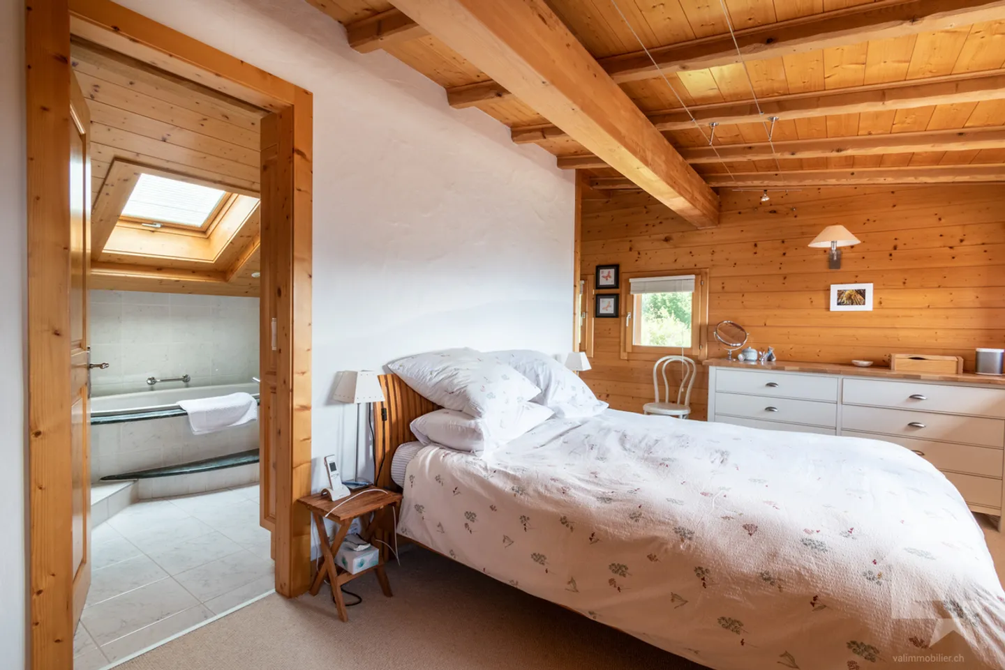 Villars, splendid chalet with panoramic view - Photo 7 of 11