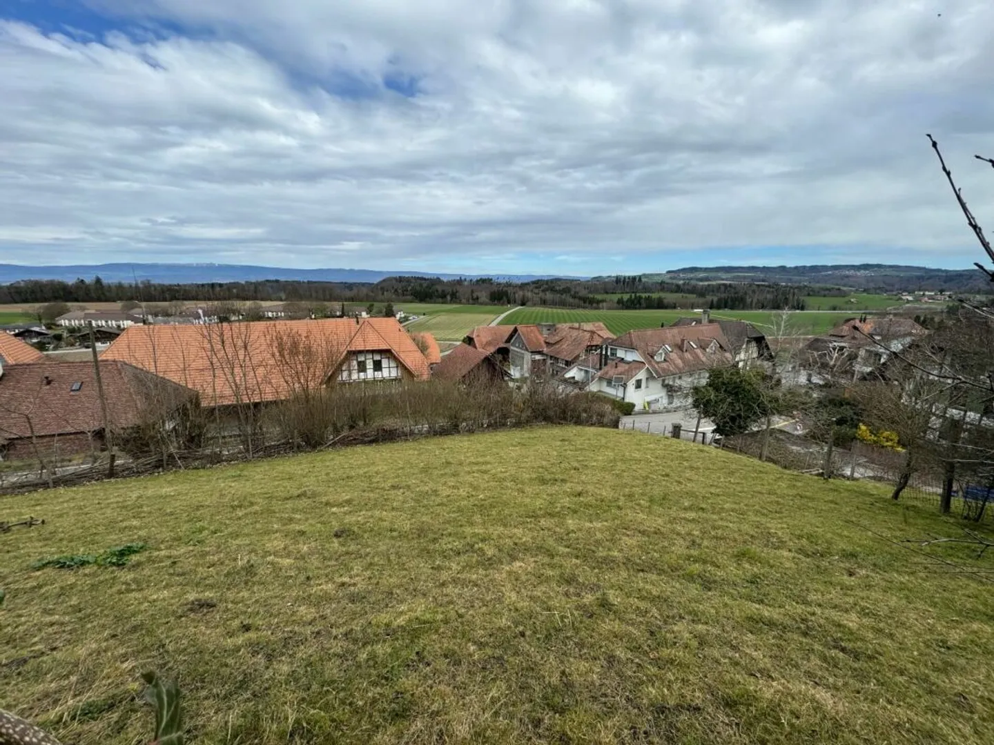 Bauland W2 an Hanglage mit Weitsicht - Foto 1 von 2