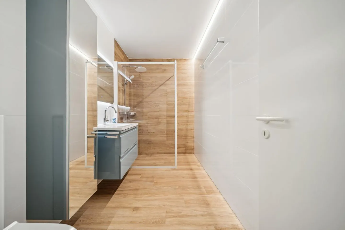 Magnificent Duplex Apartment - Photo 11 of 13
