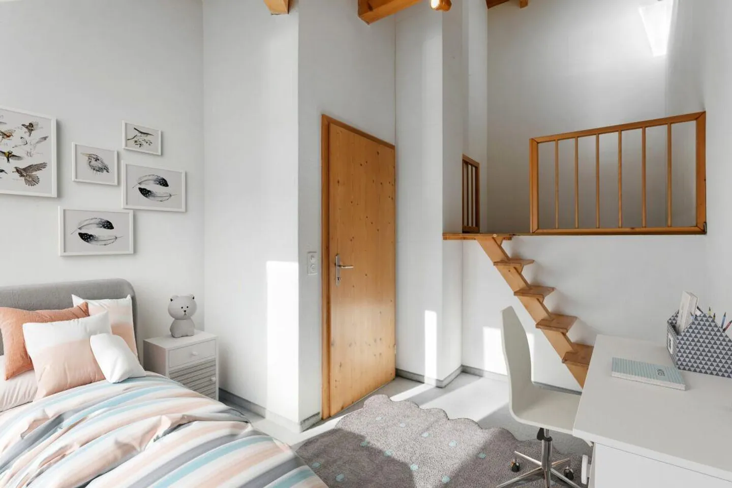 Gepflegtes Doppel-Einfamilienhaus mit beeindruckender Aussicht - Foto 11 von 13