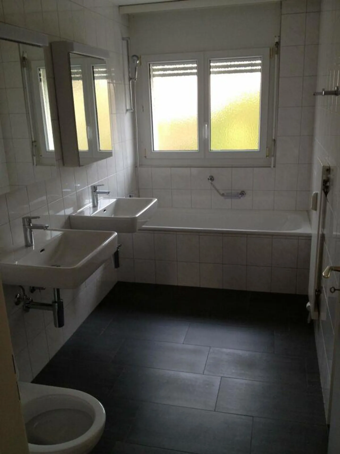 Appartement calme et ensoleillé dans la verdure - Photo 7 sur 9