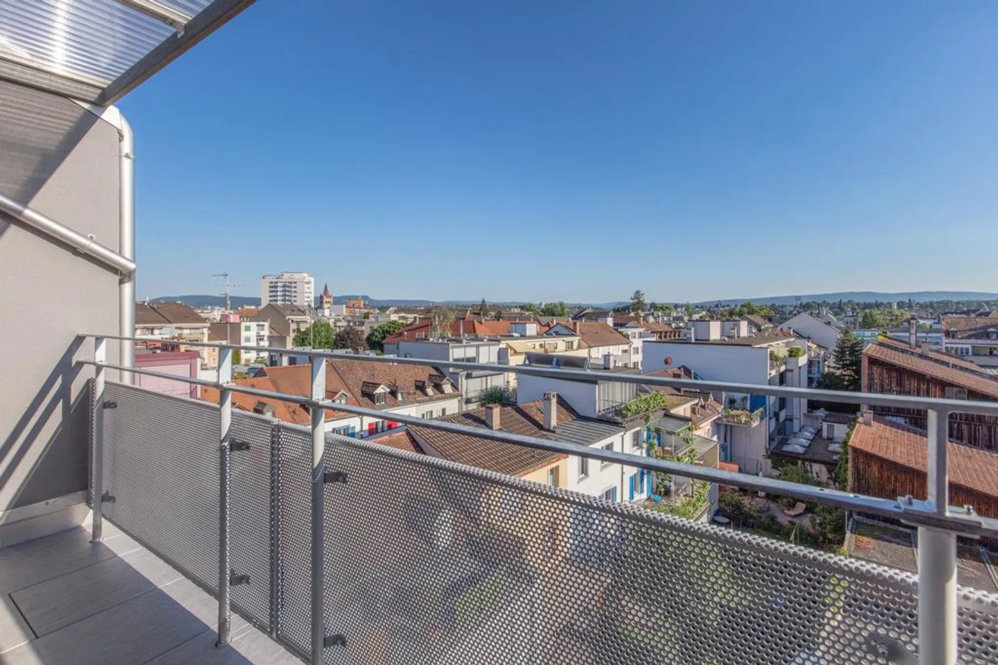 Bella appartamento singolo nel tranquillo quartiere di Iselin - Foto 4 di 4