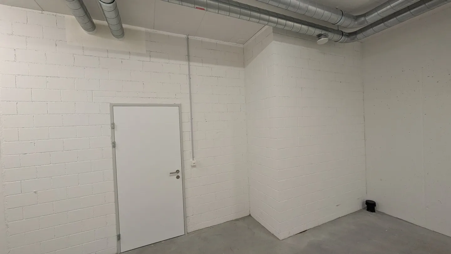 26.1m2 Espace de stockage Winterthur - Ida-Sträuli-Strasse 49 - Photo 6 sur 8