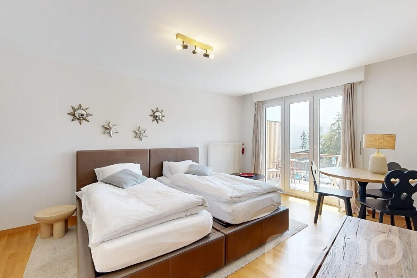 Stunning renovated studio in Crans-Montana - Photo 2 of 12