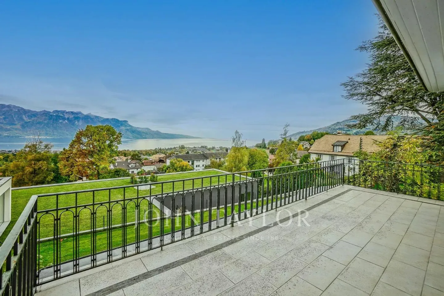 Magnifique Maison de Campagne avec Vue Spectaculaire sur le Lac - Photo 6 sur 13