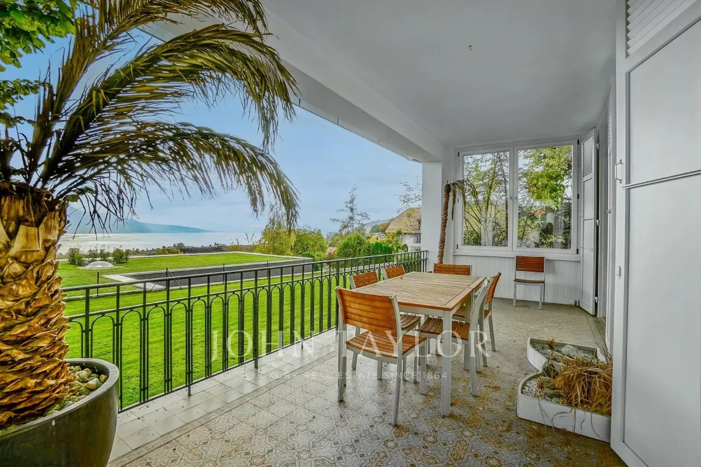 Magnifique Maison de Campagne avec Vue Spectaculaire sur le Lac - Photo 7 sur 13