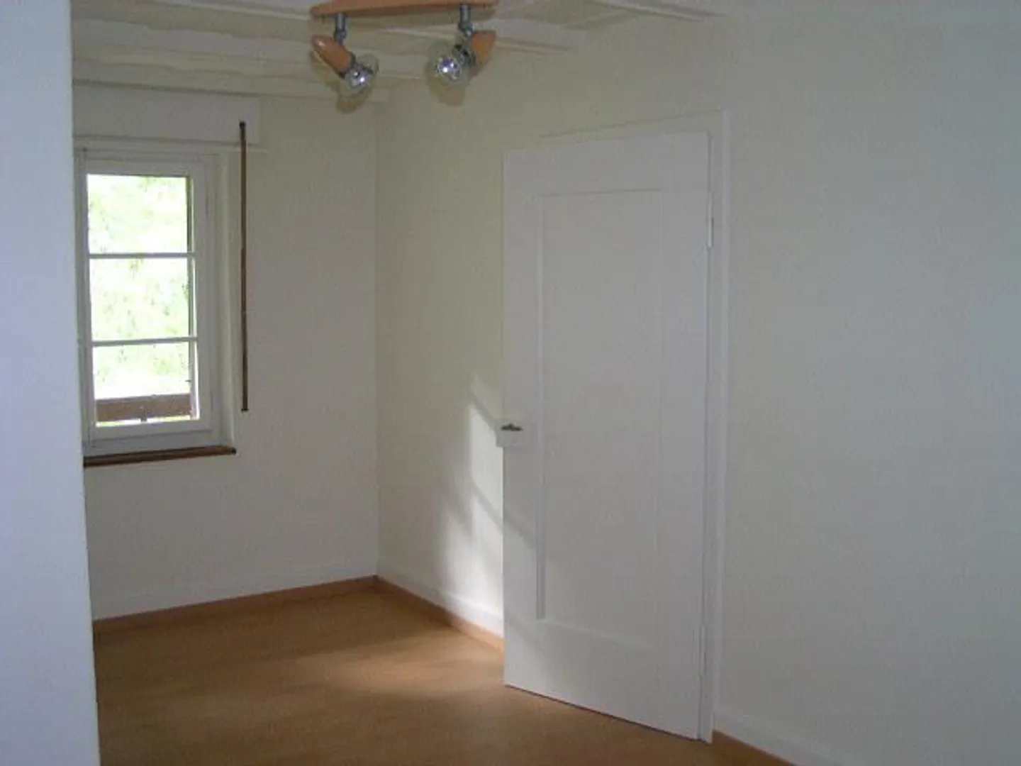 Wohnung mieten - Foto 4 von 6