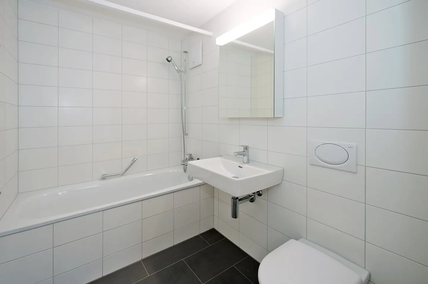 Ampio appartamento 4.5 locali - Foto 6 di 8