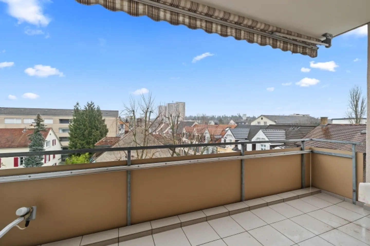 3.5-room apartment with balcony & garage for sale in Birsfelden - Photo 8 of 13