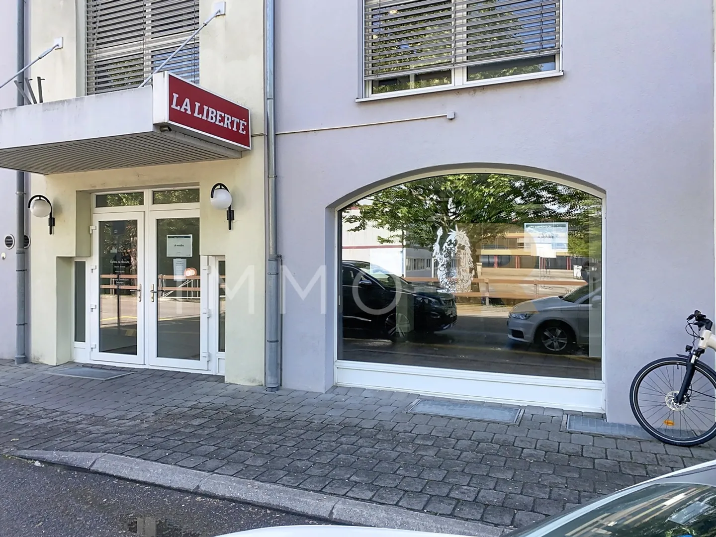 Spazio commerciale nel cuore di Payerne - Foto 2 di 6