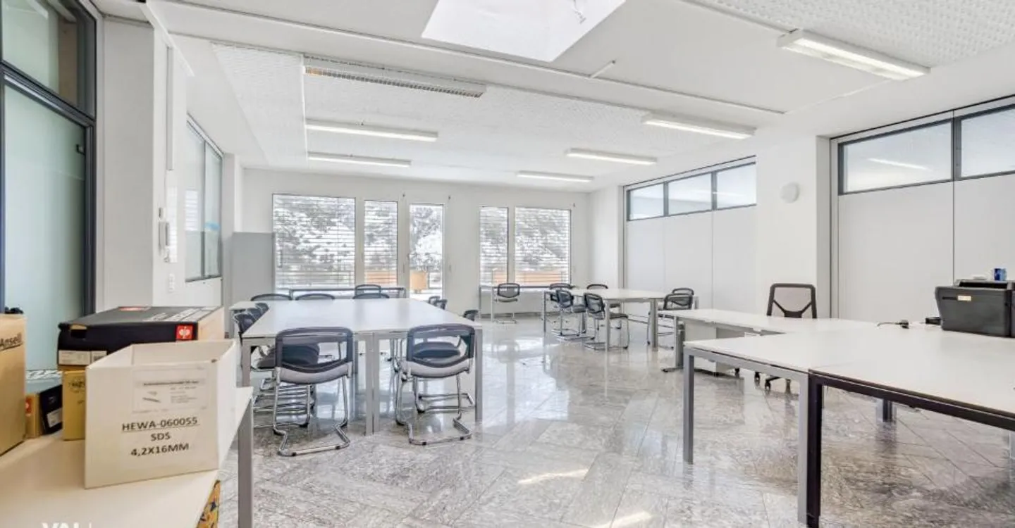 Spazio ufficio moderno a Eyholz - facilmente accessibile e idealmente situato - Foto 8 di 12