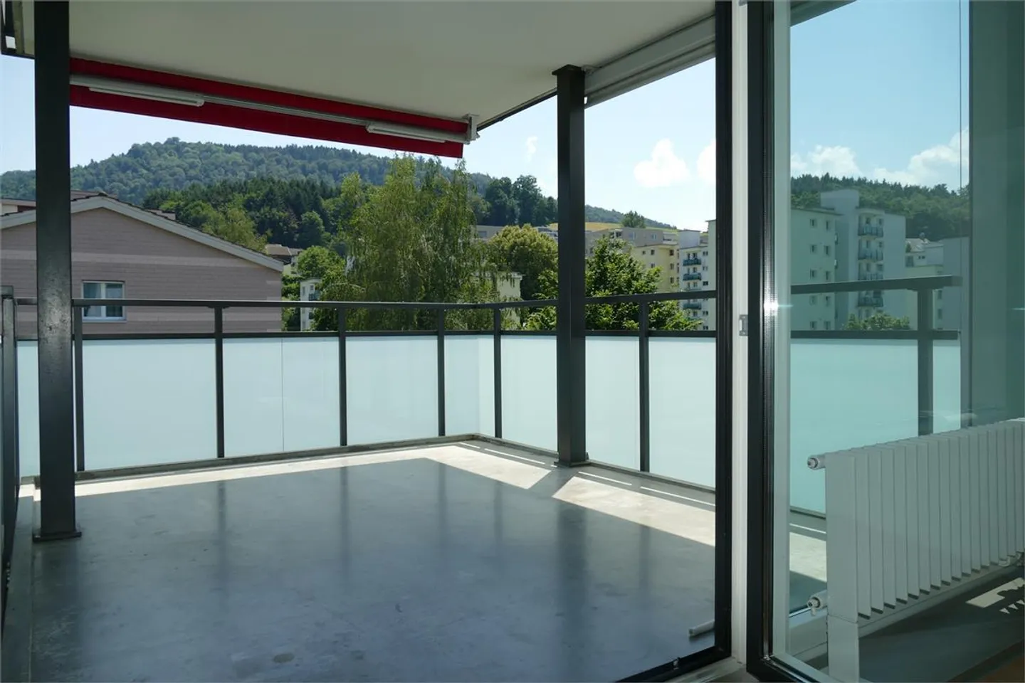 Appartamento 4 locali nel cuore di Ebikon - Foto 3 di 5