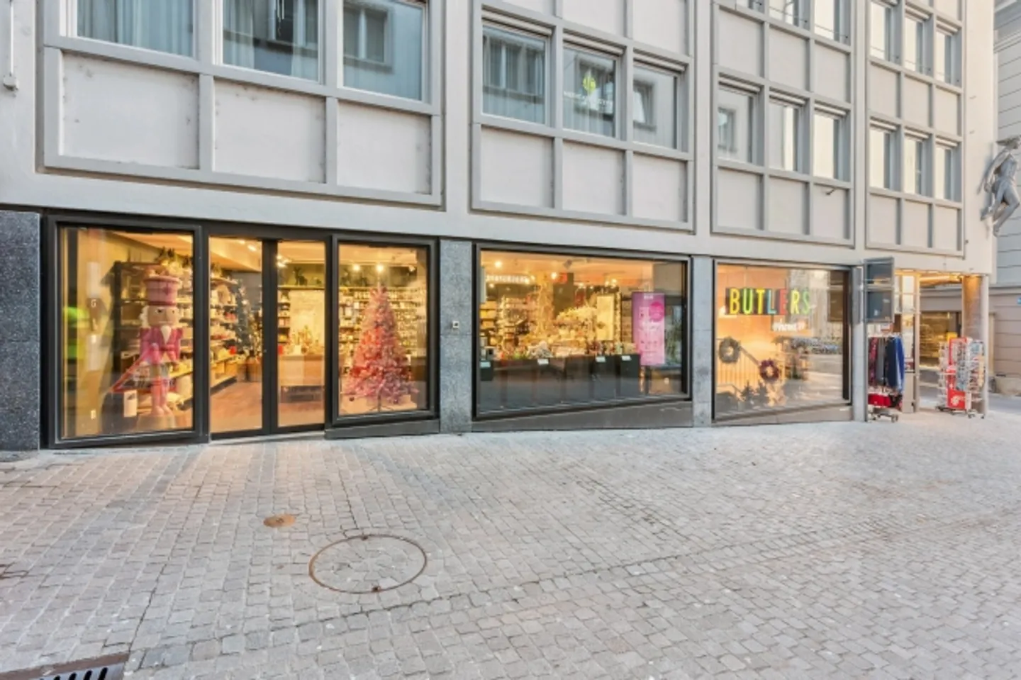 Attractive Sales Area in the Heart of Lucerne's Old Town - Photo 1 of 10