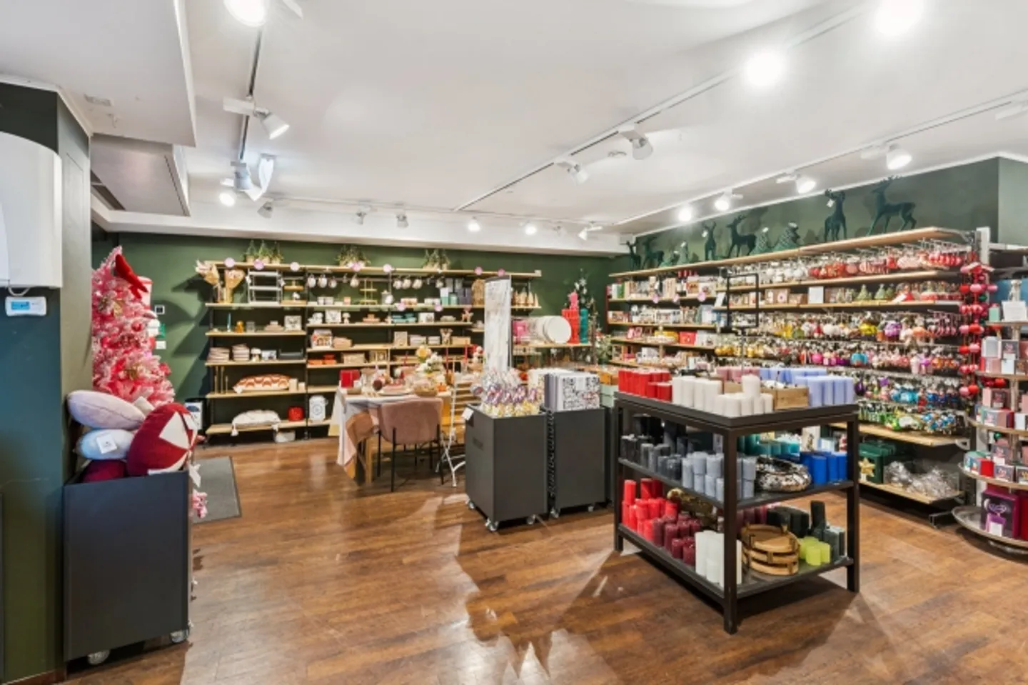 Attractive Sales Area in the Heart of Lucerne's Old Town - Photo 8 of 10