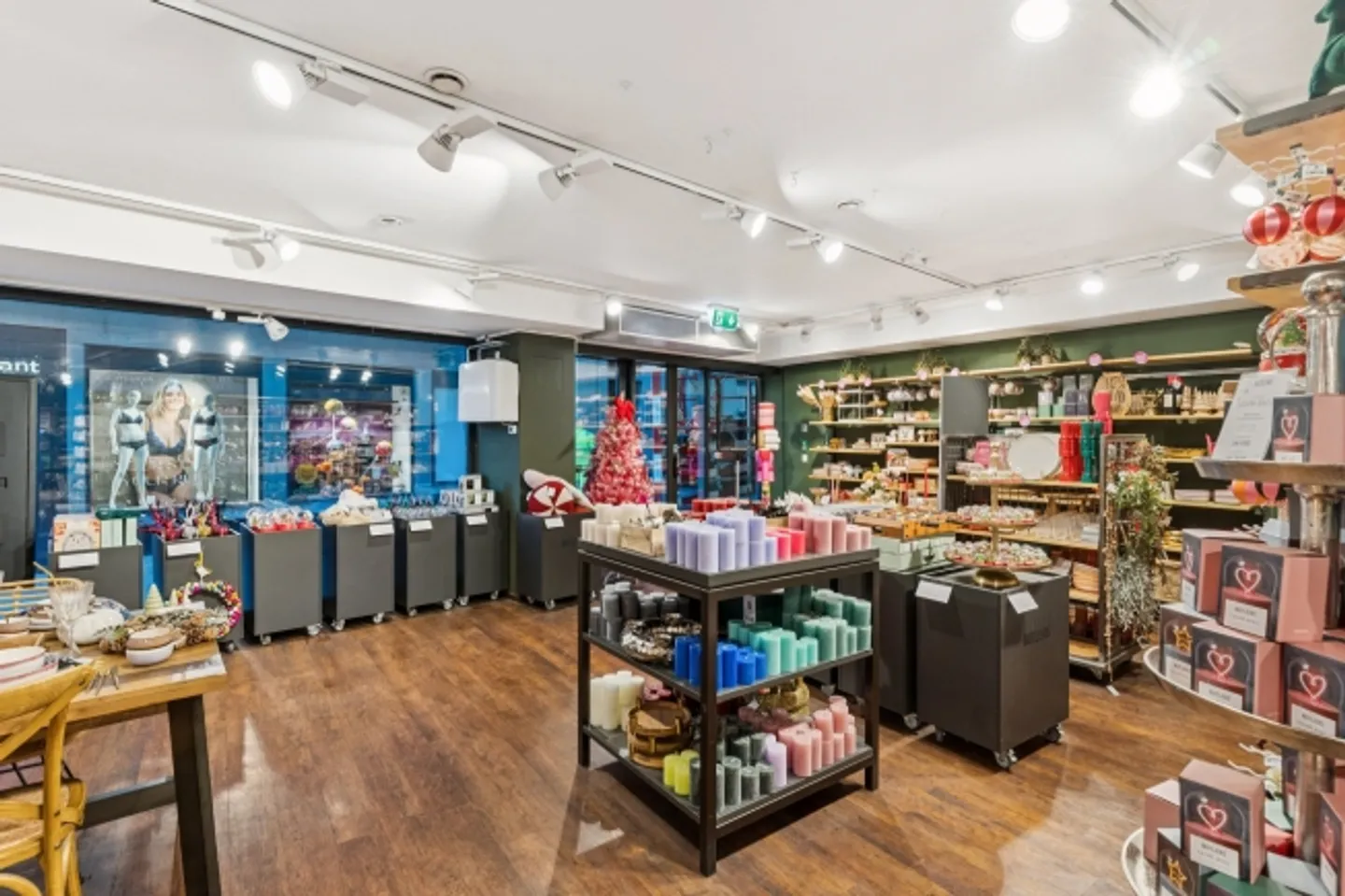 Attractive Sales Area in the Heart of Lucerne's Old Town - Photo 10 of 10