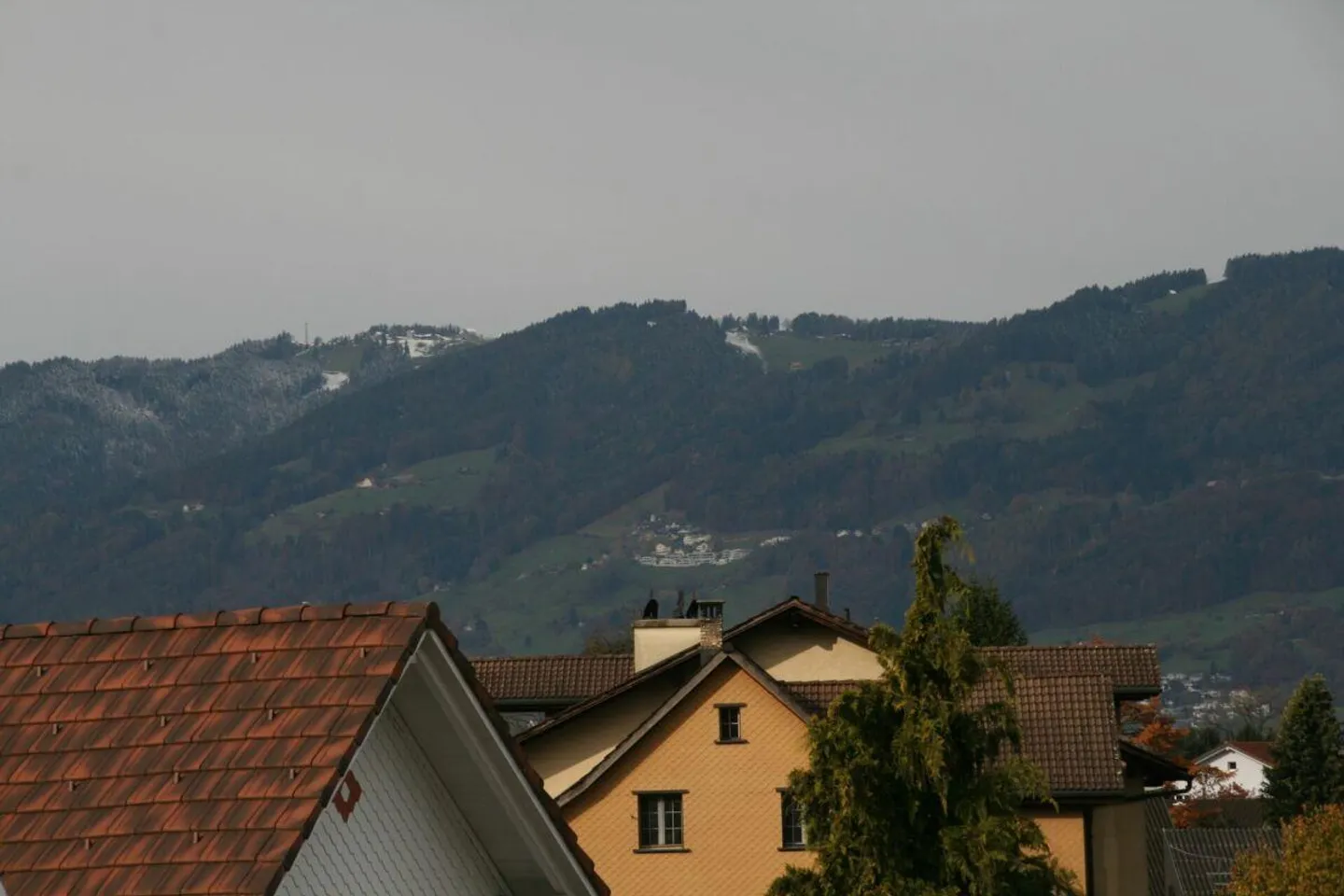3.5-Zimmerwohnung mit Aussicht - Foto 8 von 8