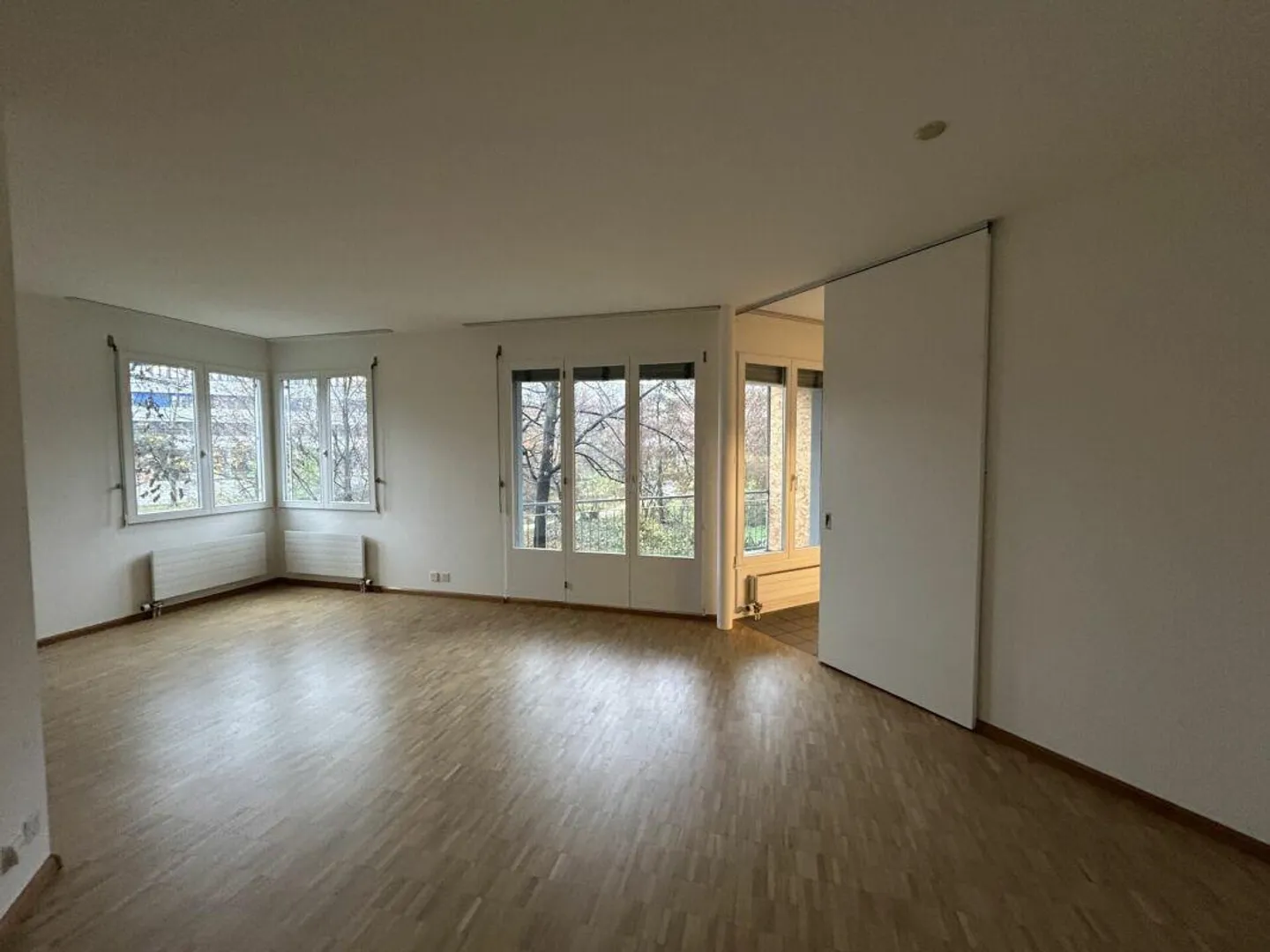 Appartement attrayant de 3 pièces sur le Rhin - Photo 4 sur 7