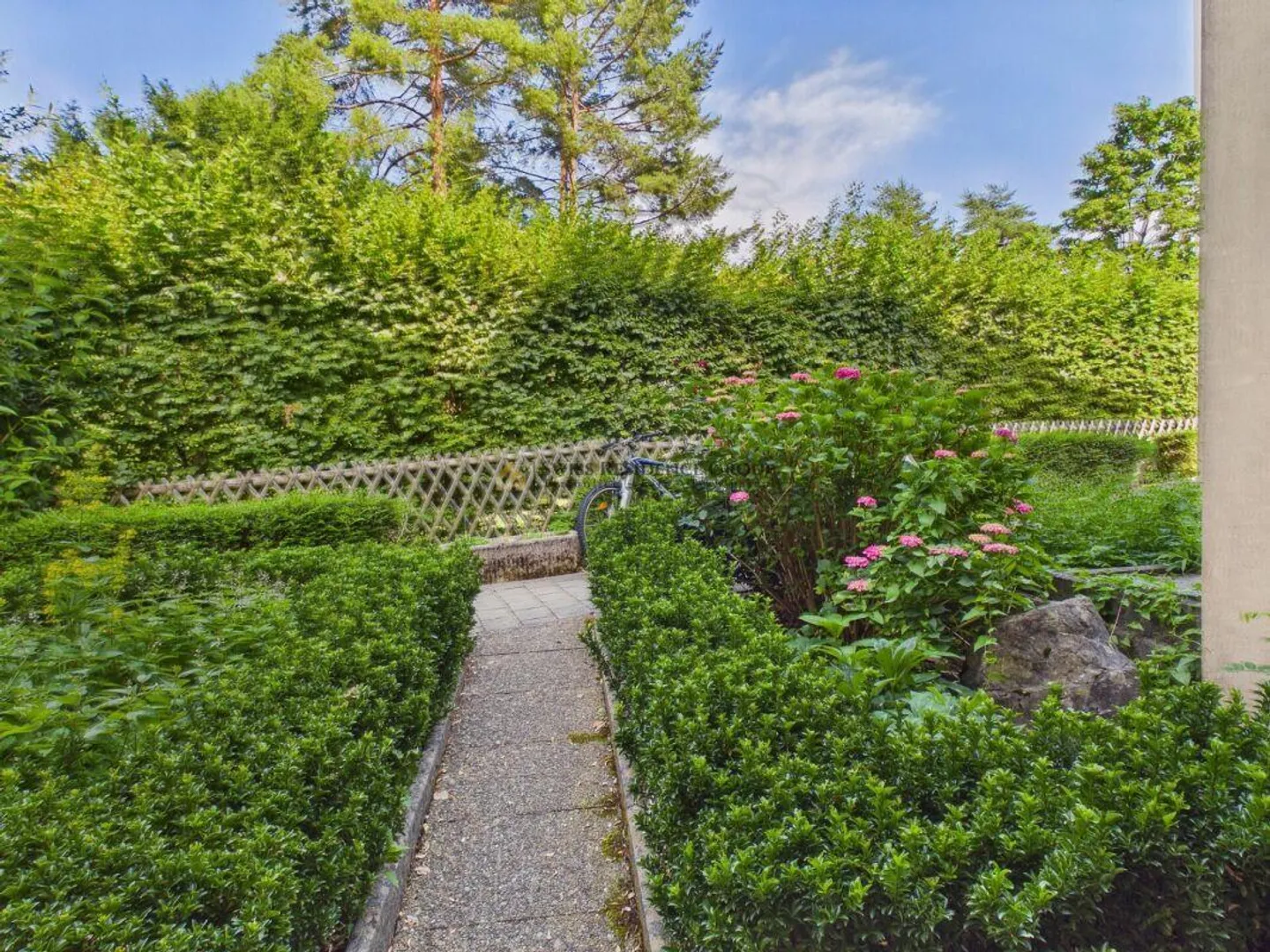 Vivere da sogno ai piedi dell'Üetliberg - Elegante casa bifamiliare di 6,5 stanze - Foto 24 di 24