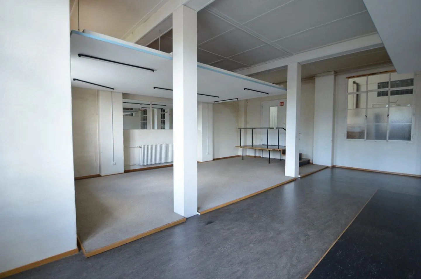 Ihr Gewerbe / Lager zentral am Bahnhof Biglen - Foto 4 von 5