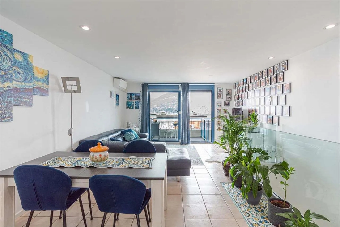 Triplex avec vue partielle sur le lac et jardin privé. - Photo 5 sur 13