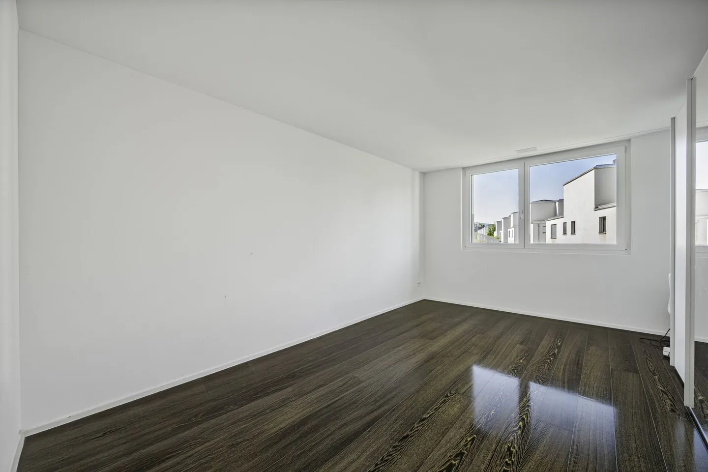 MODERN LIVING 4.5 Room Apartment with Lots of Comfort and Sunny Terrace. - Photo 9 of 13