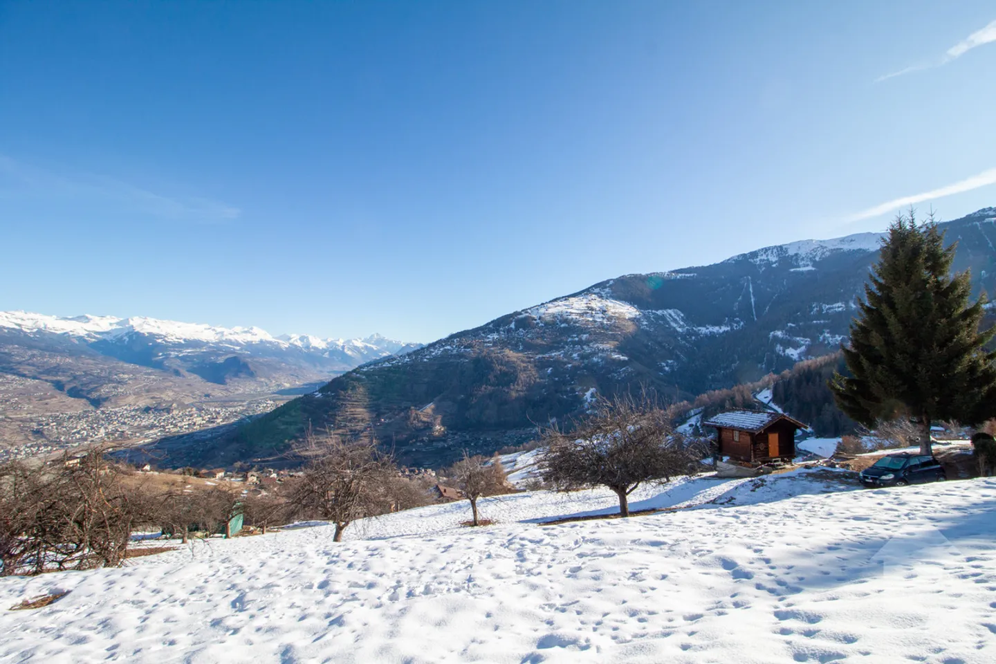 200 m2 Chalet zu bauen auf einem 1213 m2 Grundstück - Foto 3 von 11