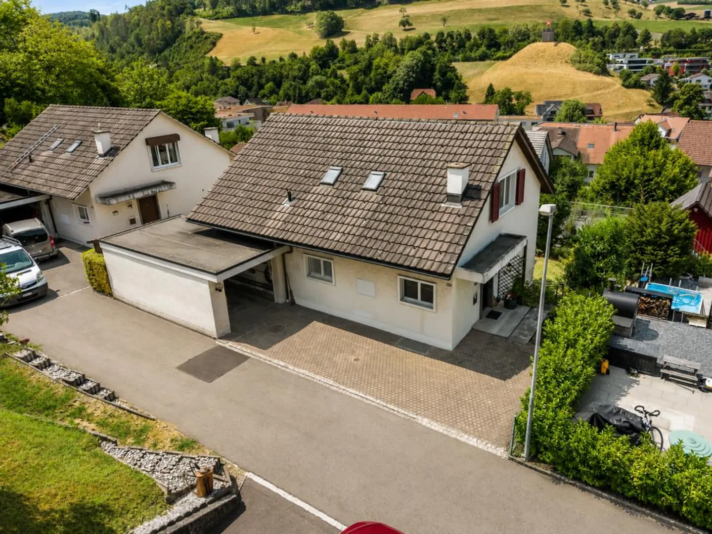 Casa unifamiliare con vista cerca famiglia - Foto 2 di 20