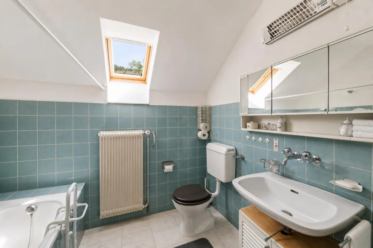 Casa unifamiliare con vista cerca famiglia - Foto 15 di 20