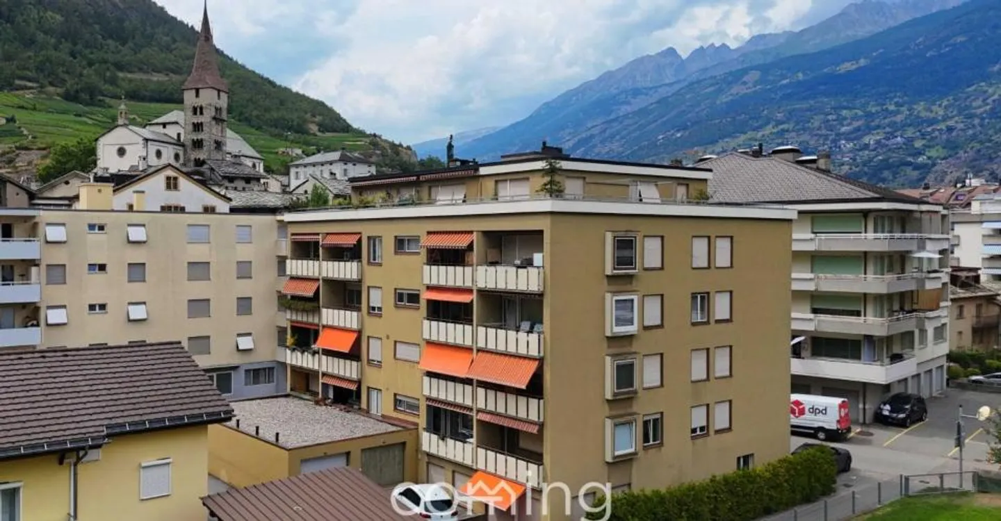 Gepflegte 3.5-Zimmer-Wohnung mit Bergsicht in Visp - Photo 1 sur 9