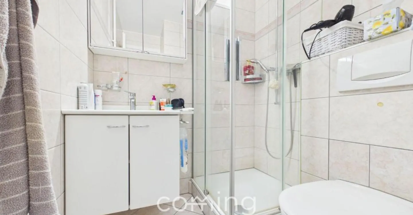 Gepflegte 3.5-Zimmer-Wohnung mit Bergsicht in Visp - Photo 6 sur 9