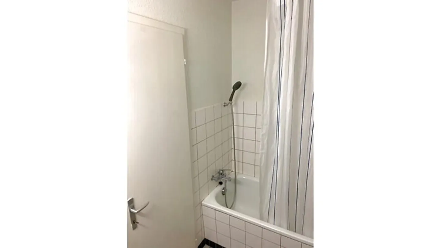 APPARTAMENTO 2½ STANZE A RHEINFELDEN (AG), ARREDATO, TEMPORANEO - Foto 9 di 9