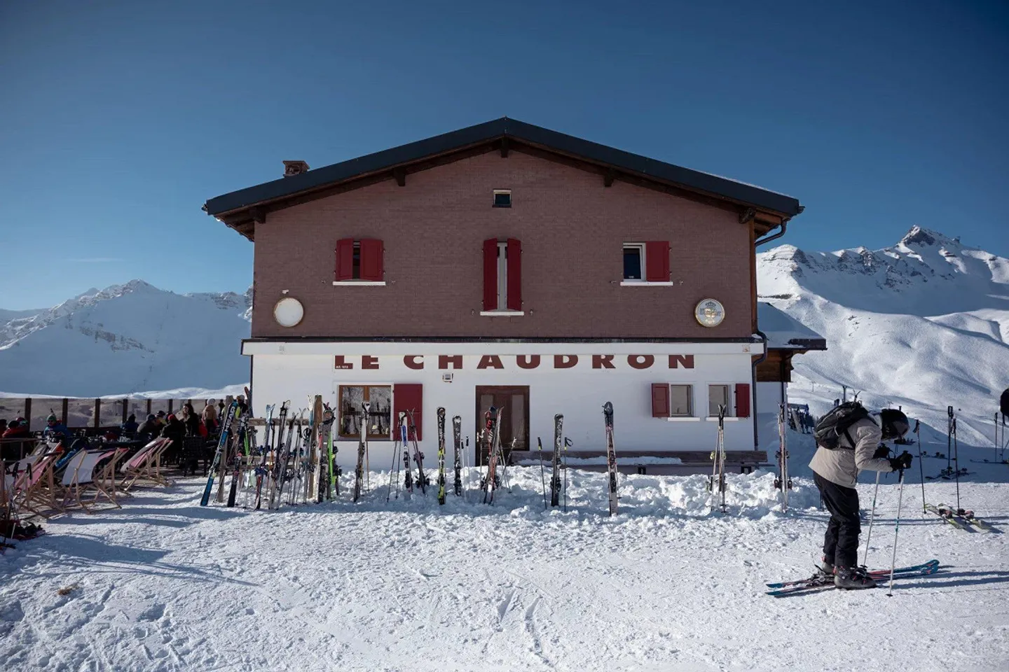 Chalet with Restaurant & Hotel - Photo 5 of 5