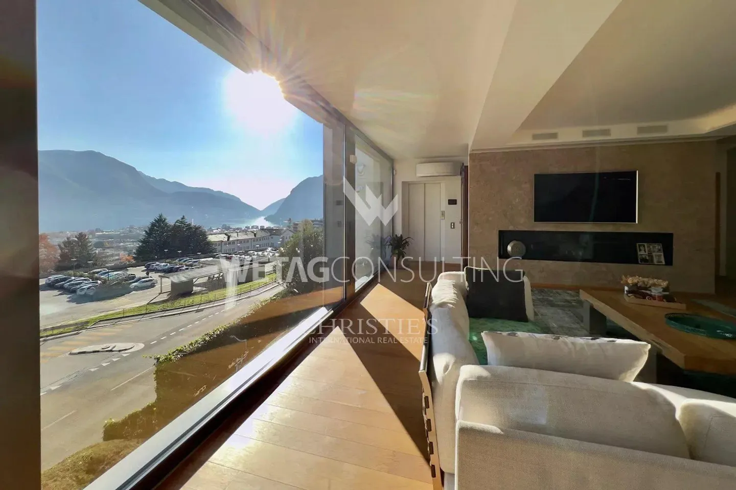 Lugano: moderne Villa mit Seeblick zu verkaufen - Foto 2 von 12