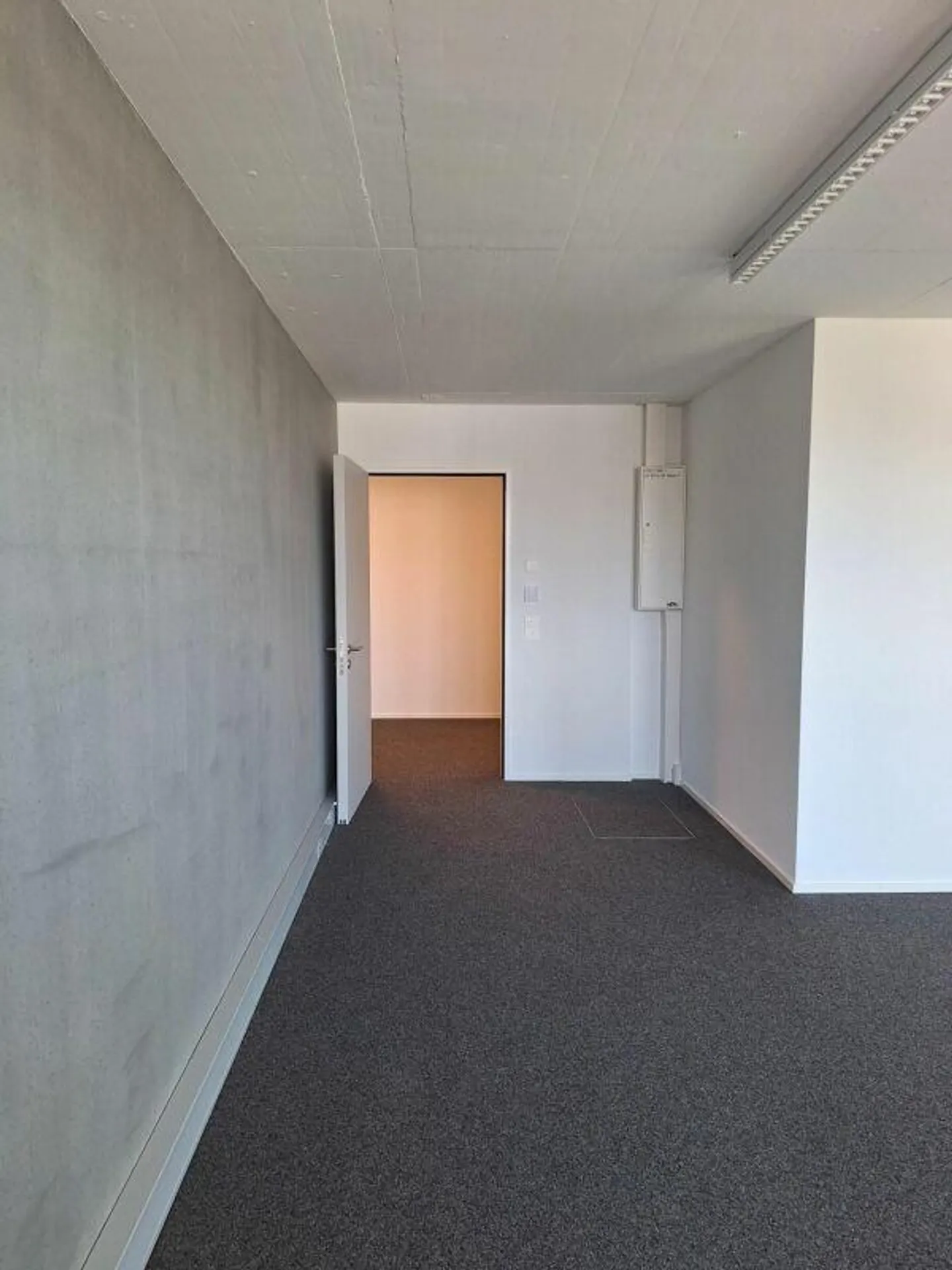 Espace de bureau de 43 m² dans un emplacement attractif - Photo 3 sur 3