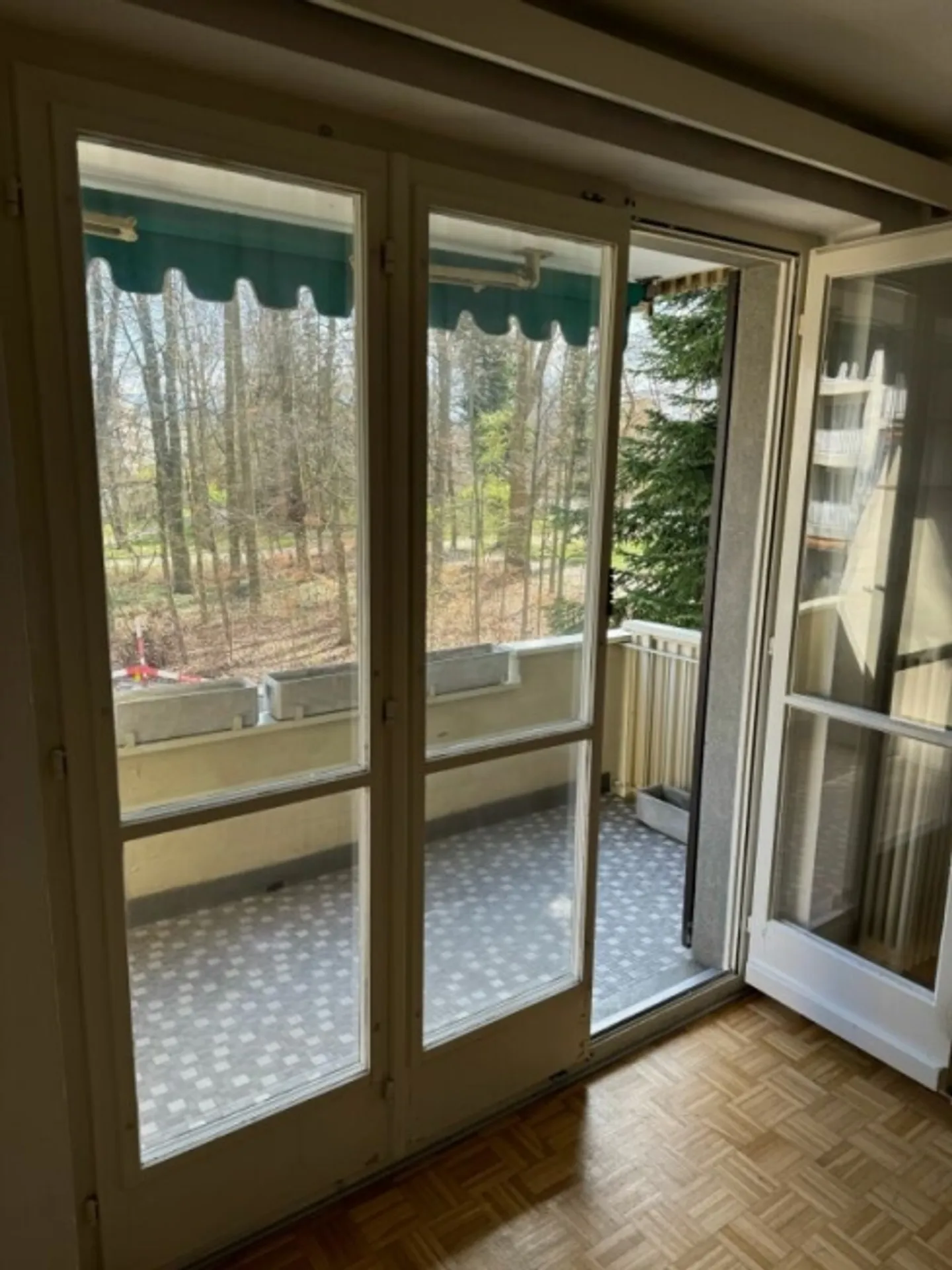 Oasis de détente au bord de l'étang - Charmant appartement de 3 pièces dans un éclat frais - Photo 9 sur 14