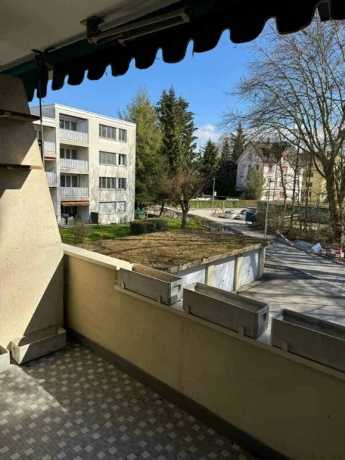 Oasis de détente au bord de l'étang - Charmant appartement de 3 pièces dans un éclat frais - Photo 12 sur 14