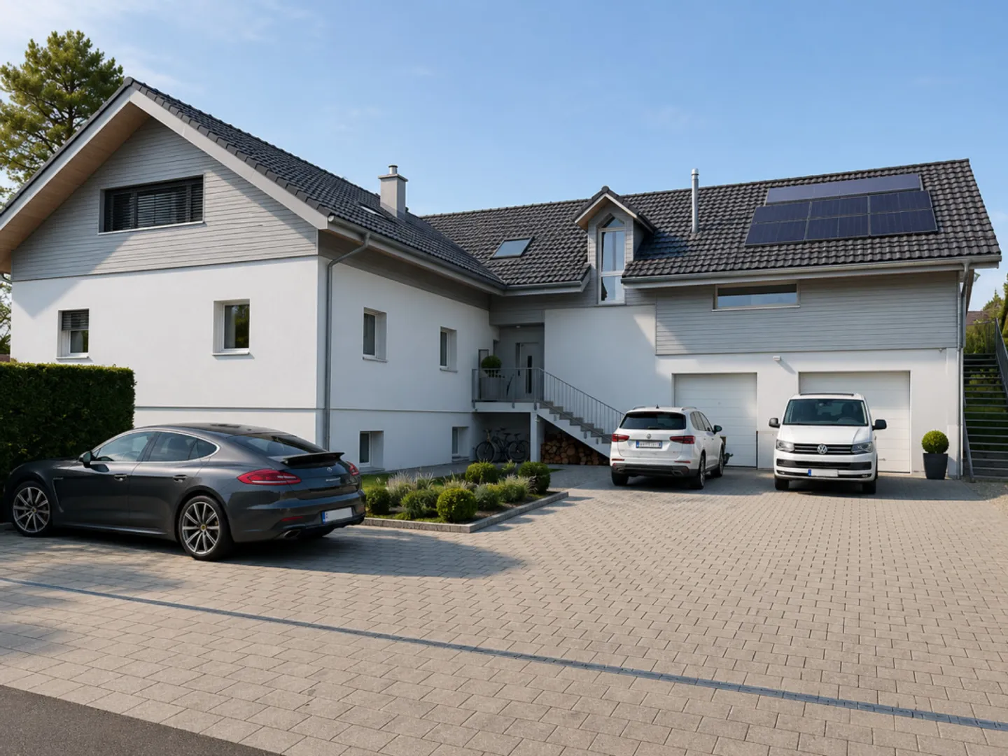 Renoviertes Mehrfamilienhaus - Foto 1 von 40
