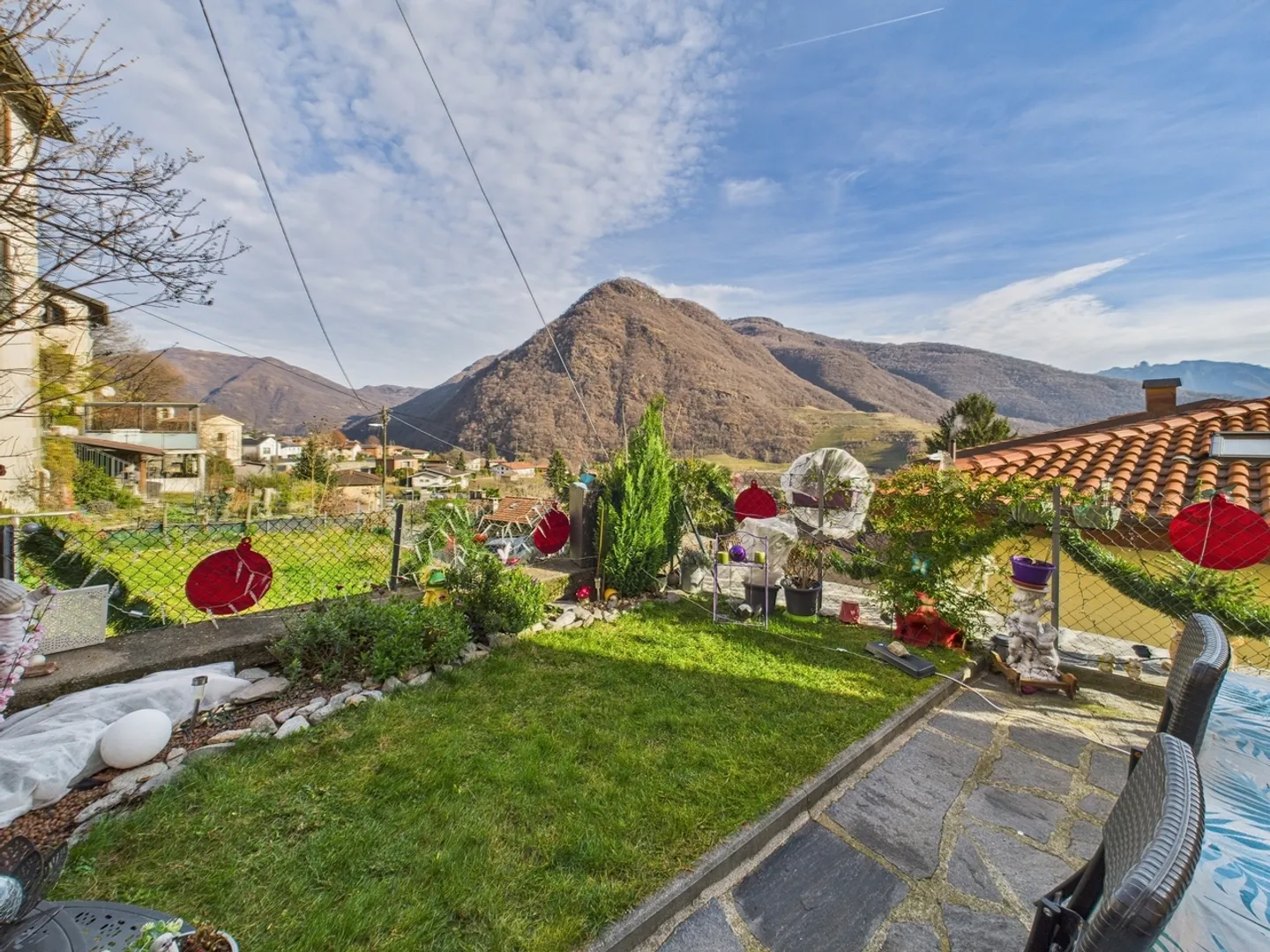 Renovated semi-detached house in the historic center of Sigirino - Ideal also as a rental investment - Photo 1 of 13