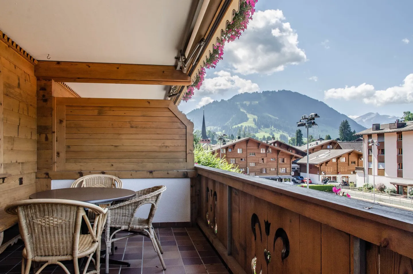Appartement meublé de 2,5 pièces au centre de Gstaad à louer pour la saison d'hiver 25/26 - Photo 9 sur 10