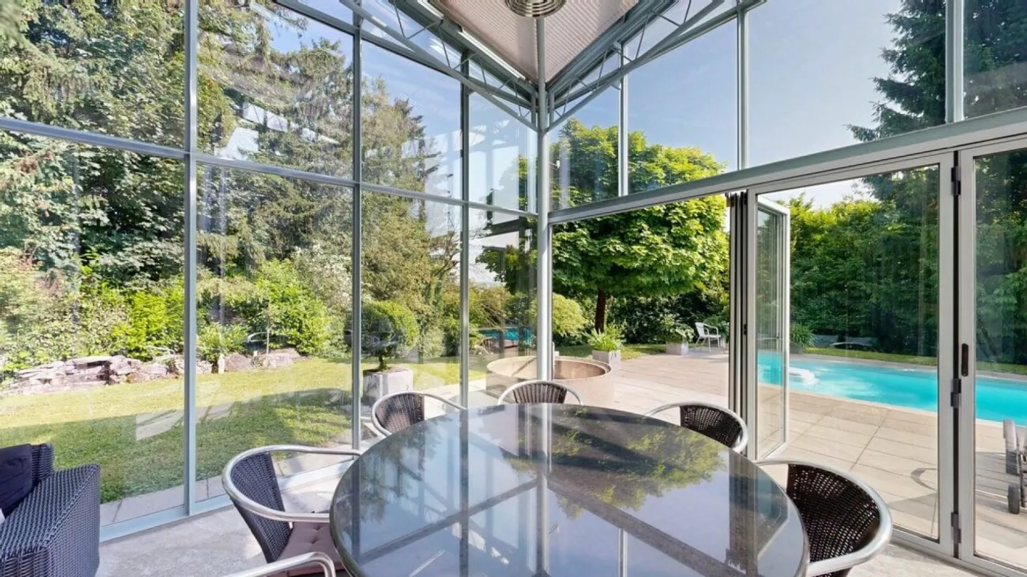 Repräsentative Villa in bester Lage im Raum Solothurn - Photo 3 of 7