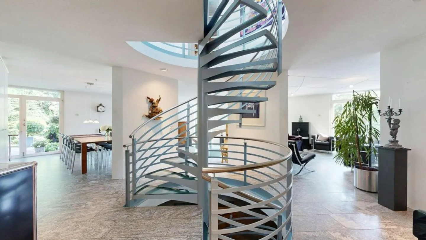 Repräsentative Villa in bester Lage im Raum Solothurn - Photo 2 of 7