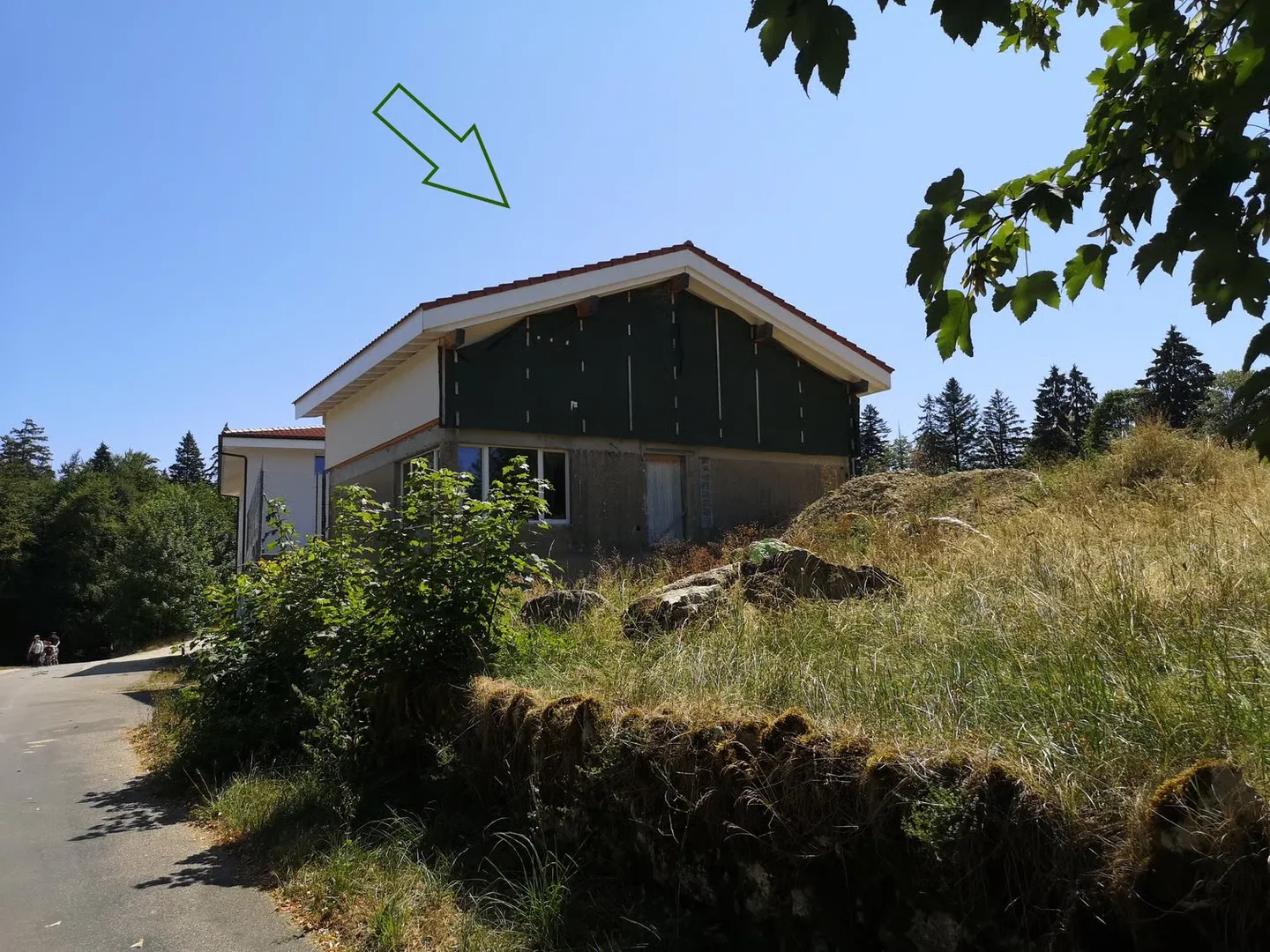 House with 4.5 rooms + gallery on the edge of Saignelégier, sold completely renovated - Photo 3 of 40